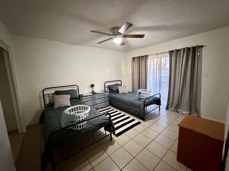 8119 W Glenrosa Ave - Photo 6 of 10