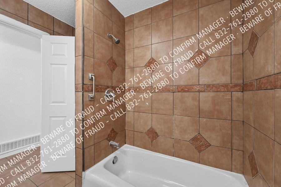 2346 February Ln #B - Photo 3 of 28