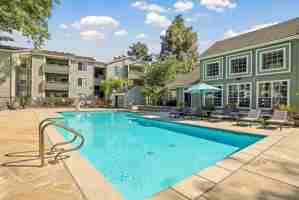 featured image of 732 E Evelyn Ave