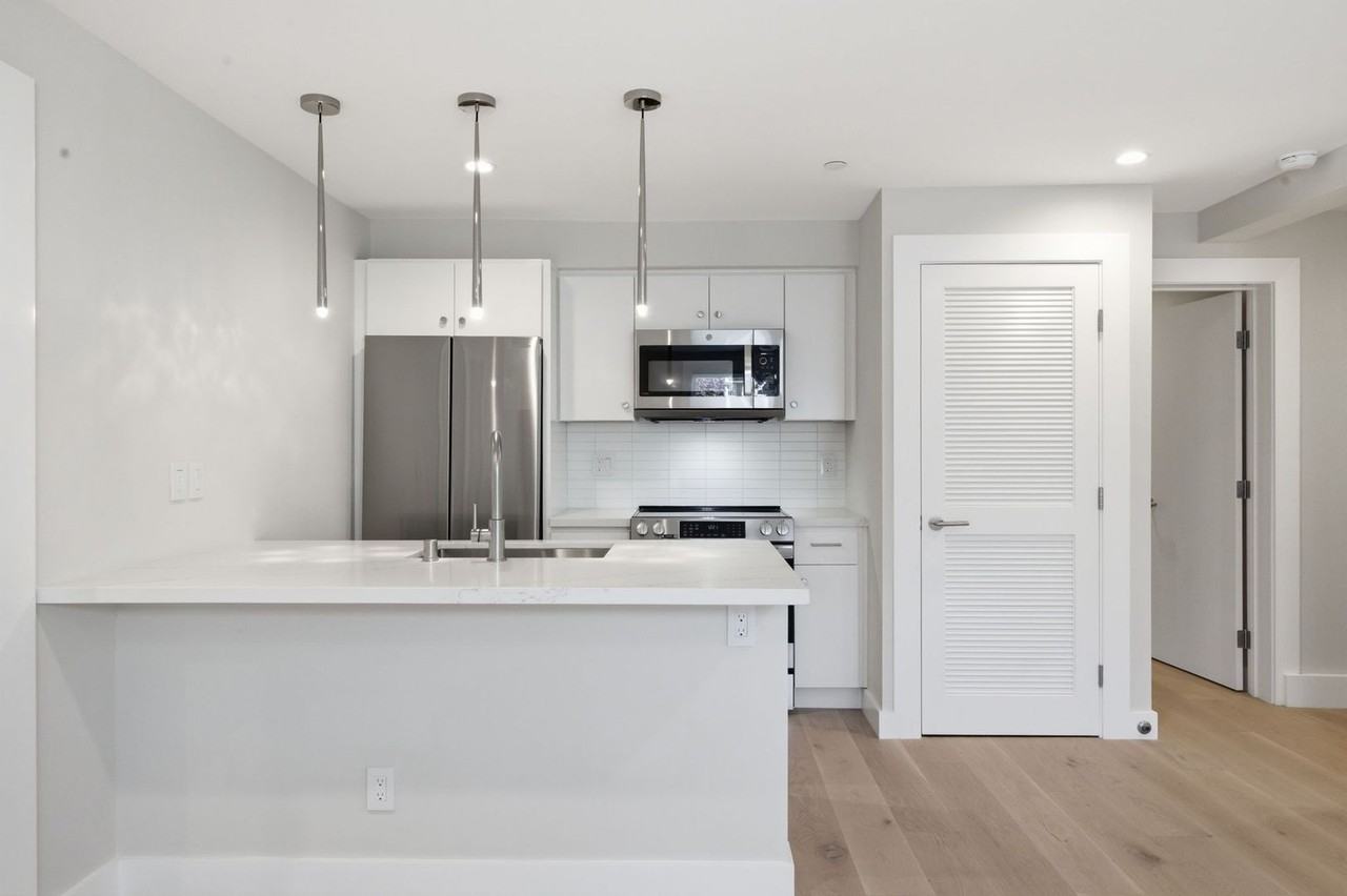 1488 9th Ave - Photo 3 of 20