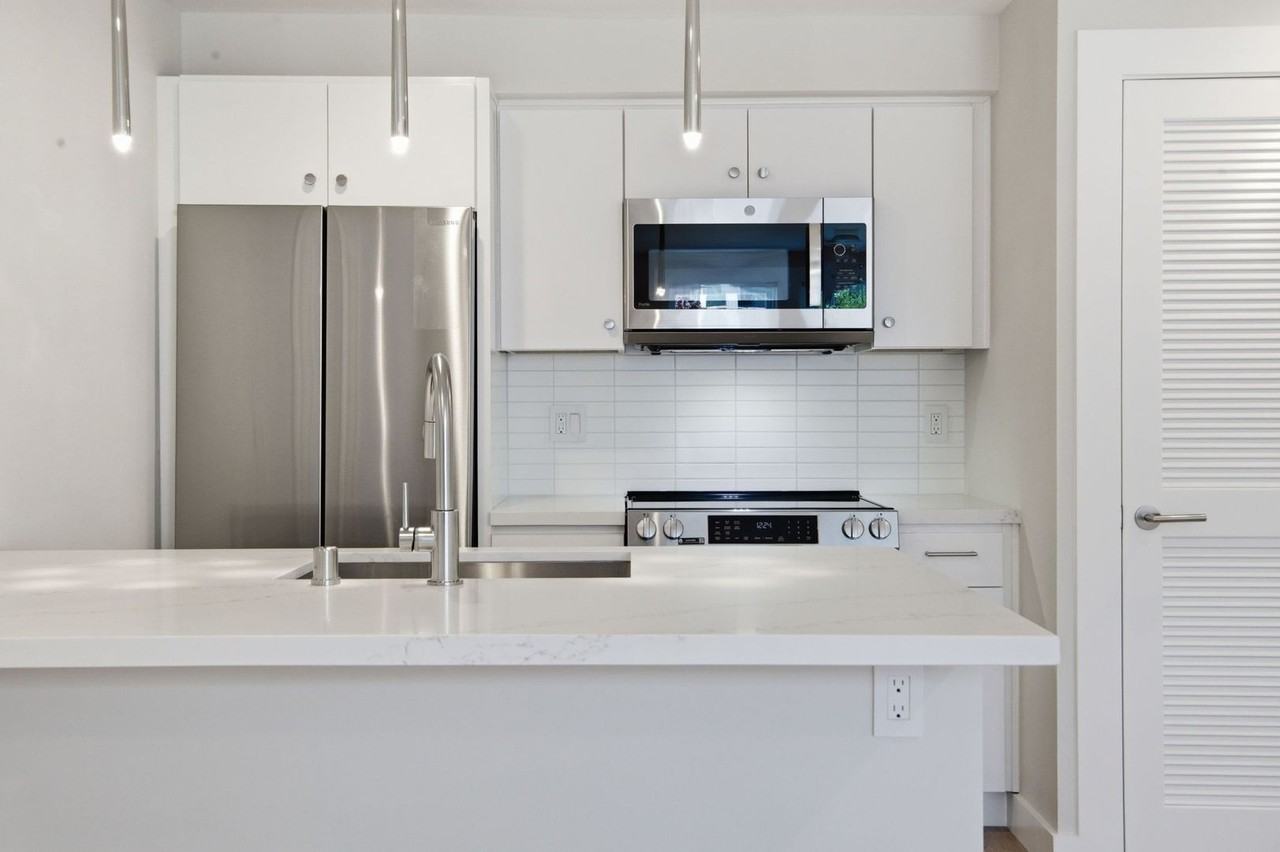 1488 9th Ave - Photo 6 of 20