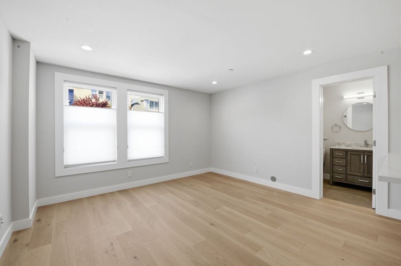 1488 9th Ave - Photo 7 of 20