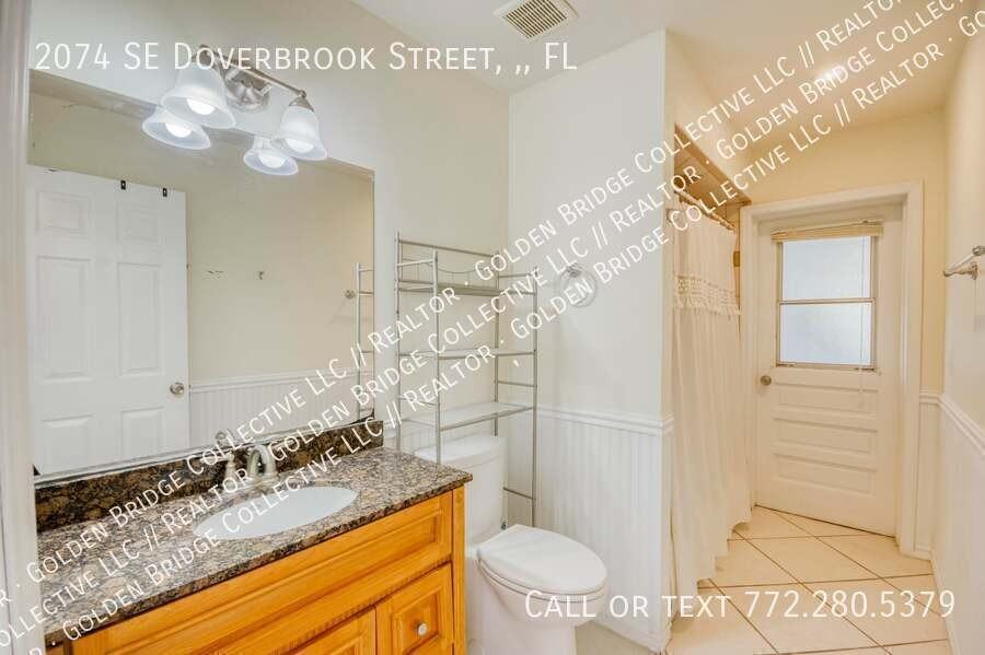 2074 Se Doverbrook St - Photo 7 of 12