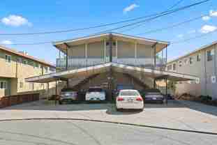 138 Village Ct #6 - Photo 1 of 1