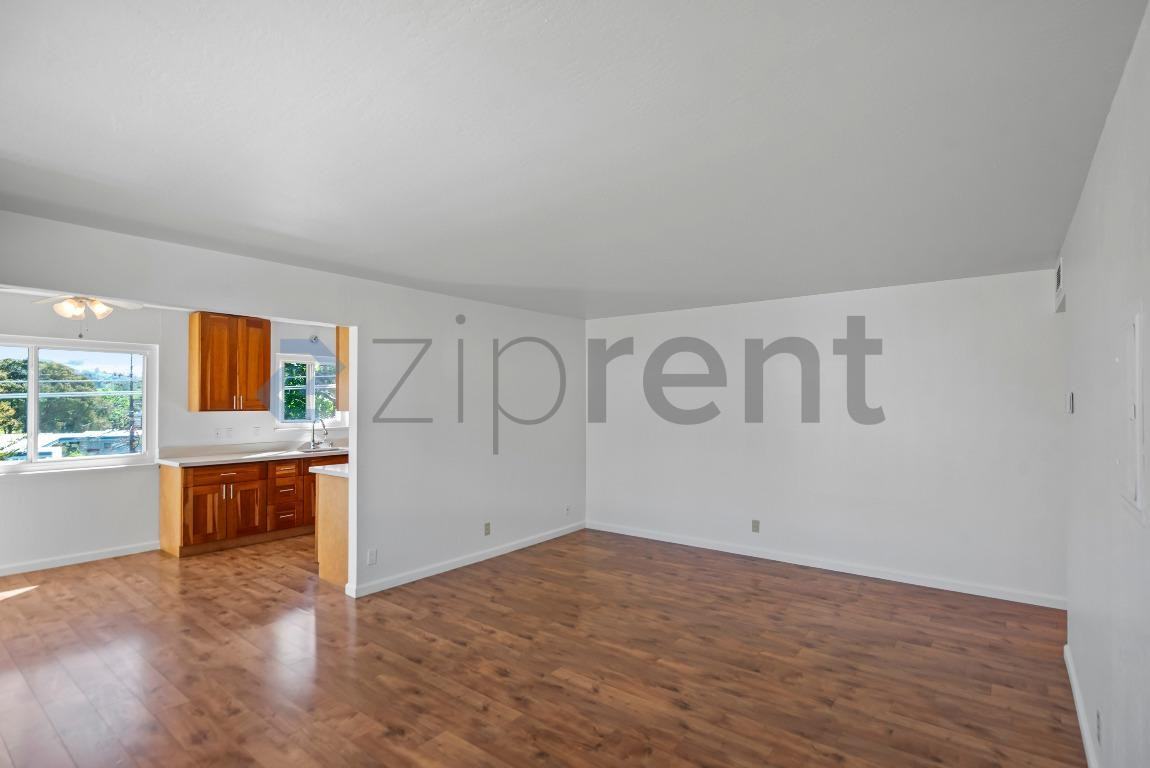 138 Village Ct #6 - Photo 6 of 20