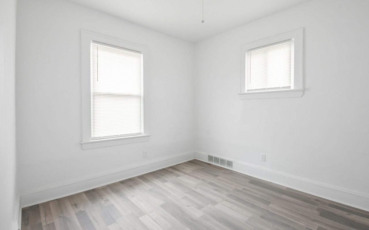 8511 Jeffries Avenue, Unit B - Photo 4 of 18