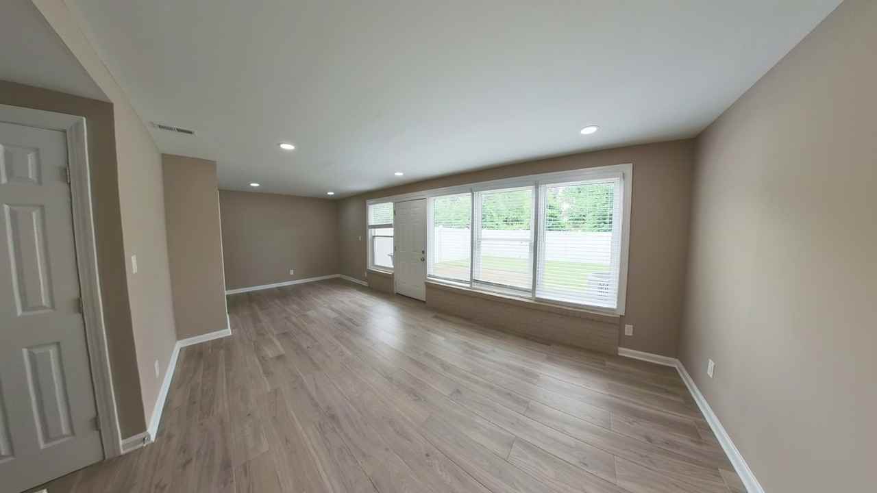 2050 Nike Drive, Unit 11 - Photo 5 of 26