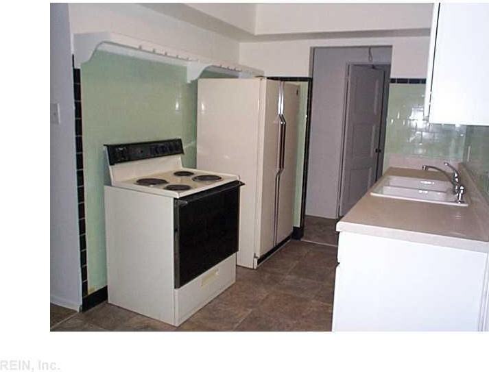 4733 Adler Ave #1 - Photo 4 of 17