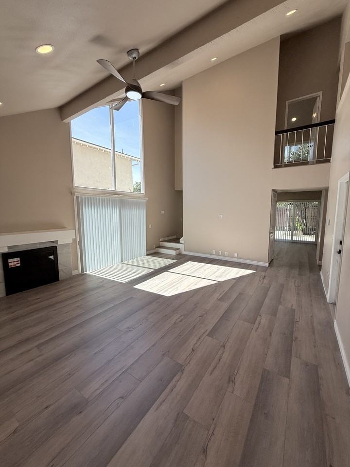 435 Anacapa Cir #1 - Photo 2 of 44