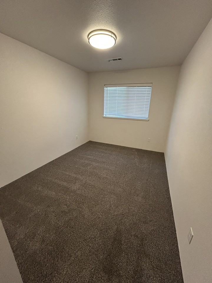 Cedar Tree Apartments - Photo 7 of 39