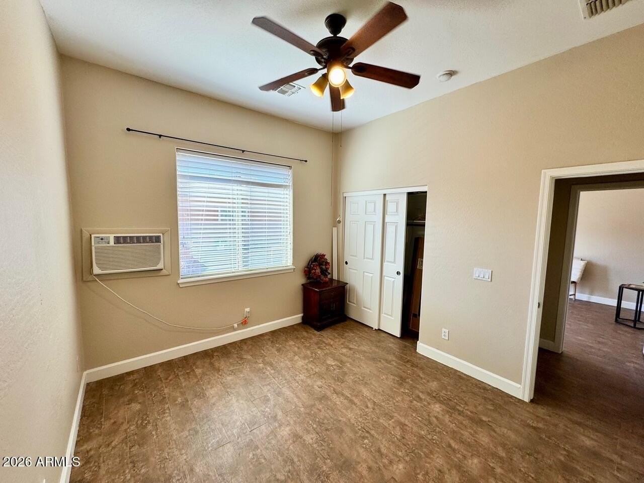 4320 W Olney Ave - Photo 5 of 11