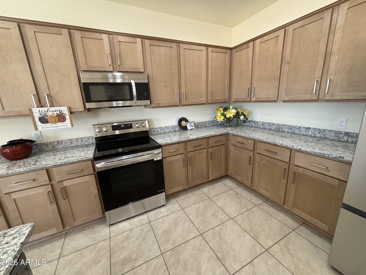 E Scott Pl - Photo 6 of 29