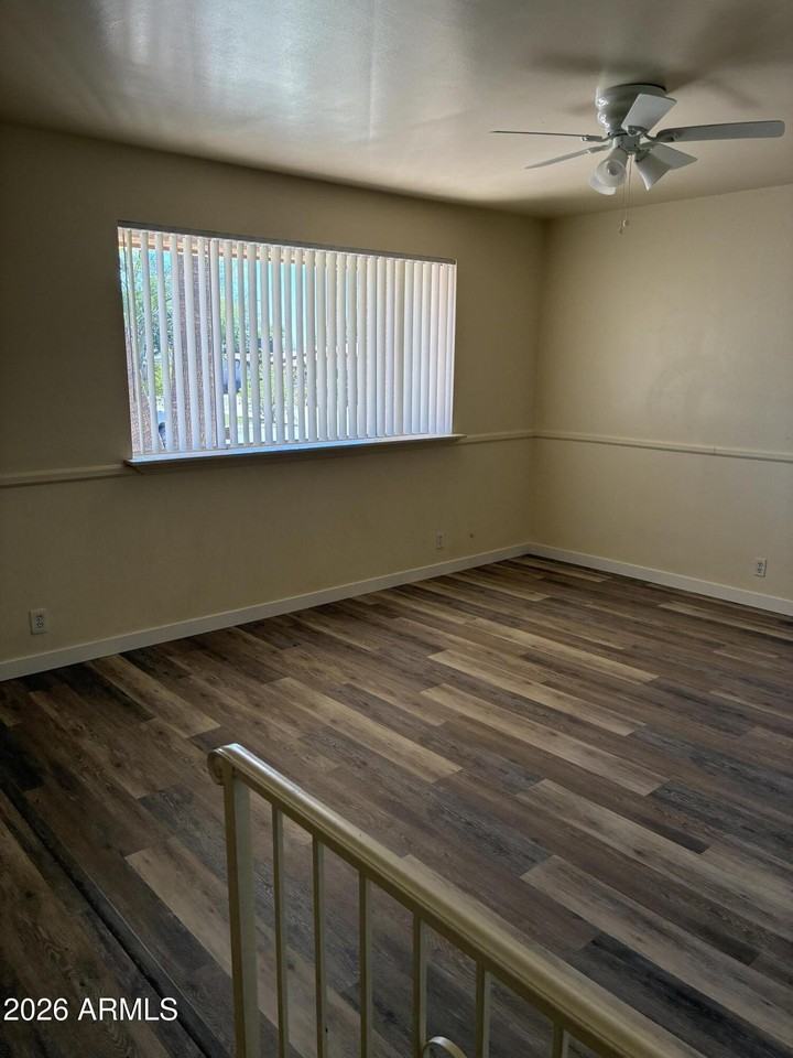 1422 E Yucca St - Photo 3 of 26