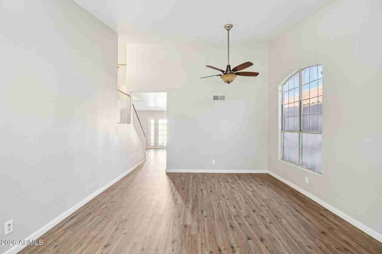 1240 E Sierra Madre Ave - Photo 4 of 35