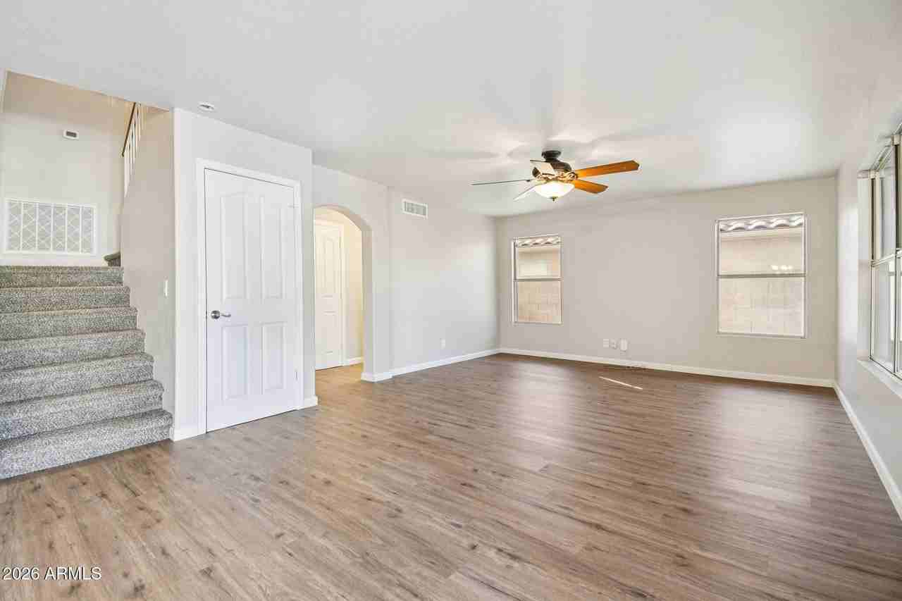 1240 E Sierra Madre Ave - Photo 5 of 35