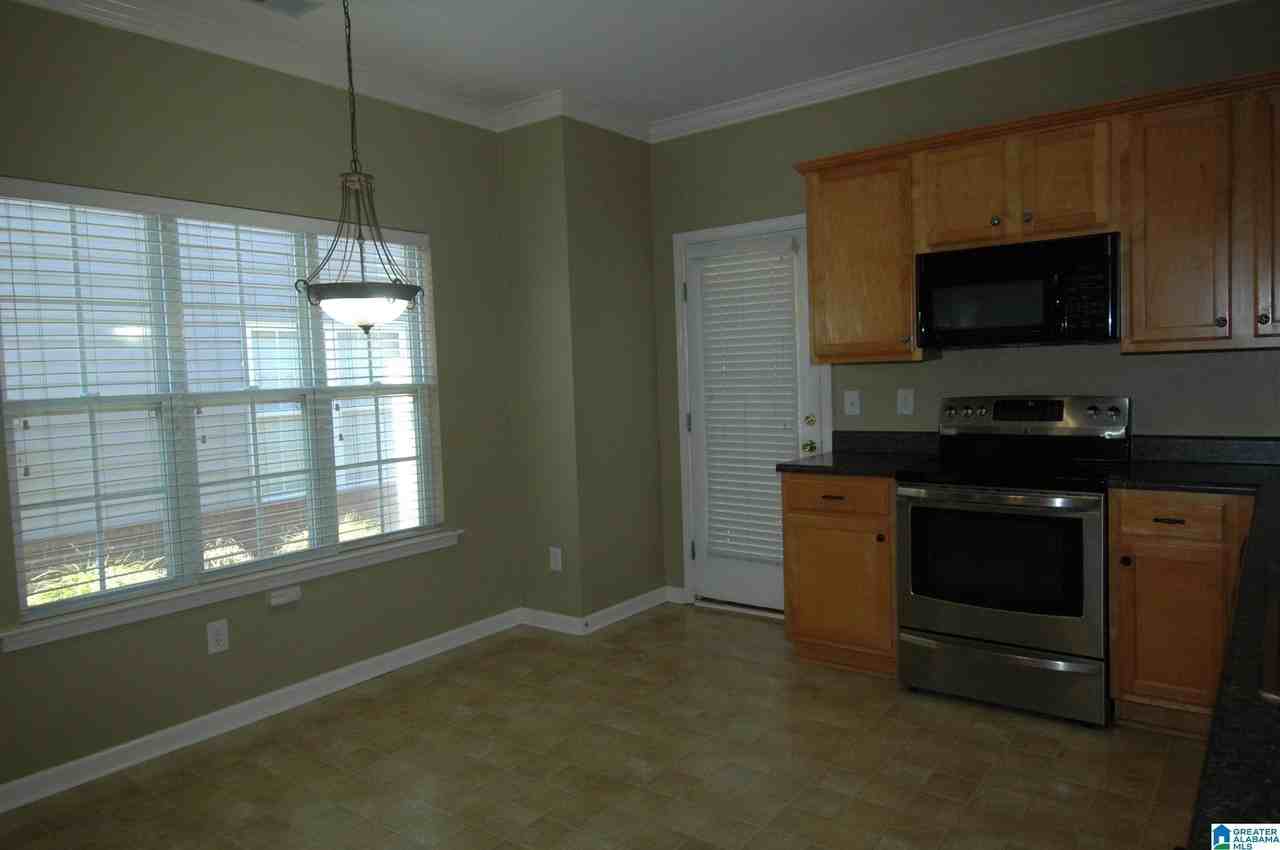 108 Holland Trl - Photo 6 of 21