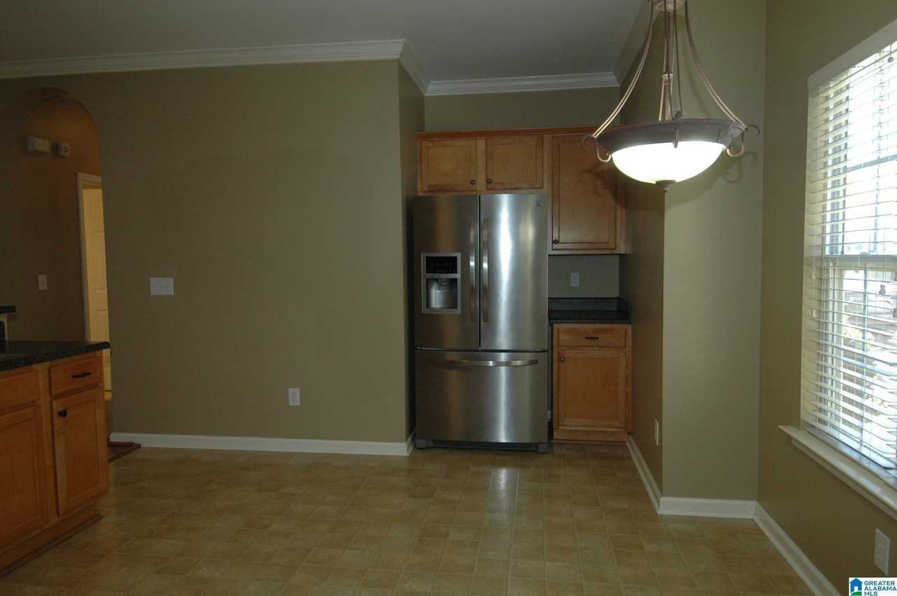 108 Holland Trl - Photo 7 of 21