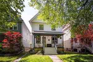 featured image of 95 Russell St