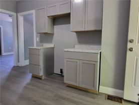 614 W Gray St - Photo 1 of 1