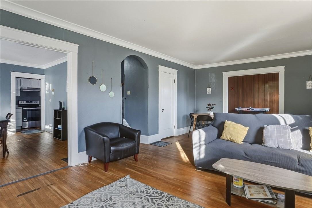 1206 W Water St - Photo 5 of 24