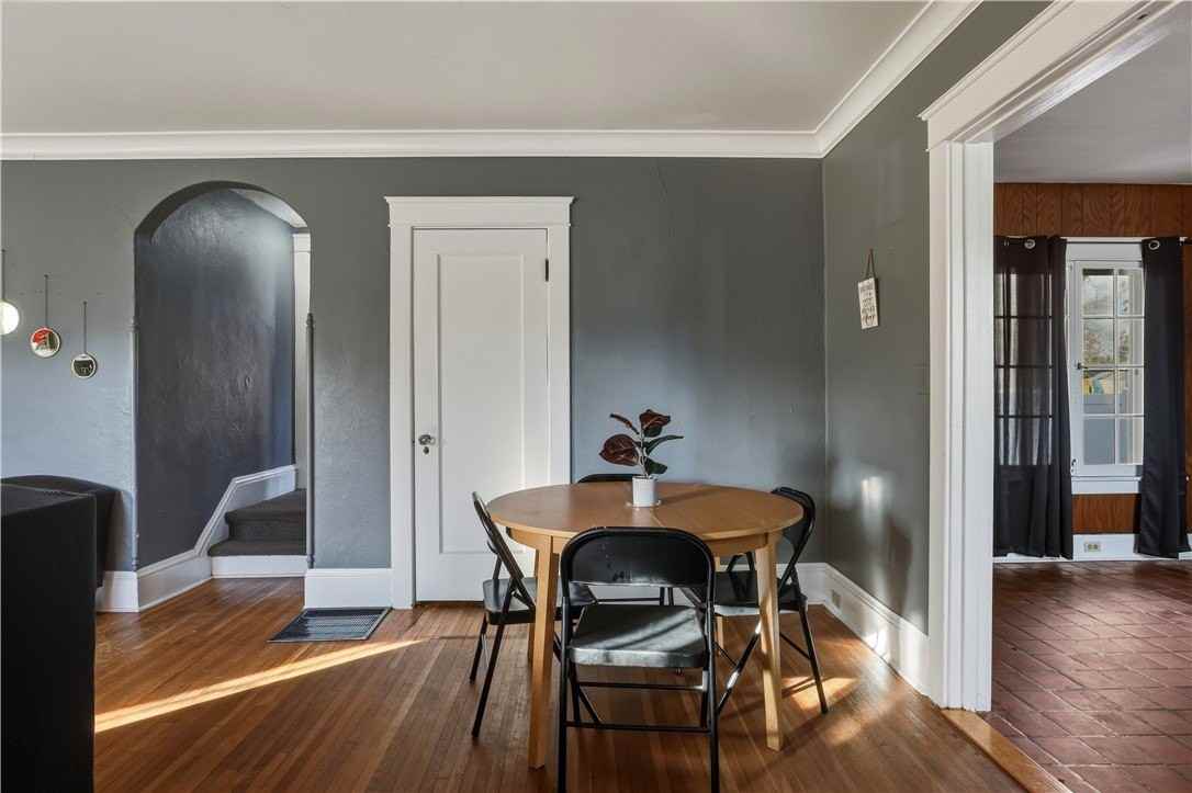 1206 W Water St - Photo 6 of 24