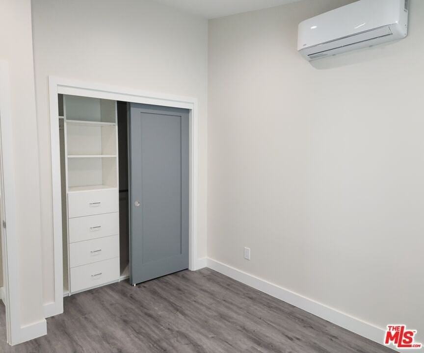 422 Almond Ave Unit 1 - Photo 7 of 13