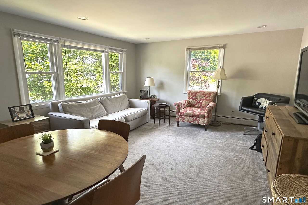 30 1/2 Bartlett Ave #B - Photo 7 of 13