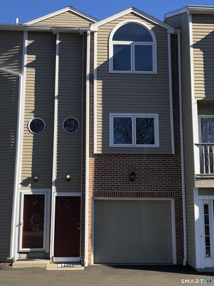 7 Seir Hill Rd Apt 41 - Photo 2 of 11