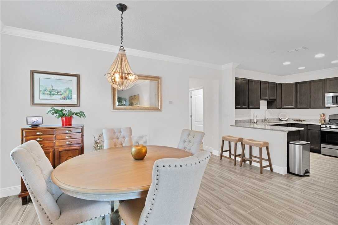 5992 Spicewood Ln - Photo 7 of 36