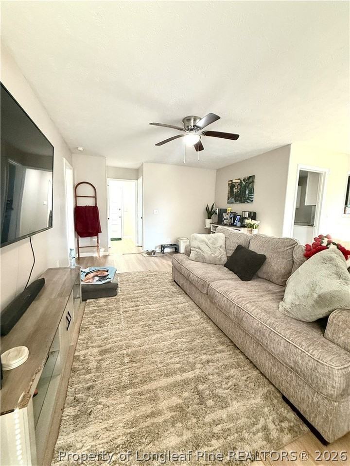 6873 Kizer Dr - Photo 4 of 26