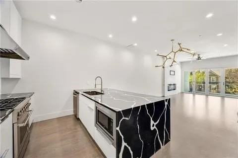 223 16th St Nw Unit 8 - Photo 7 of 42