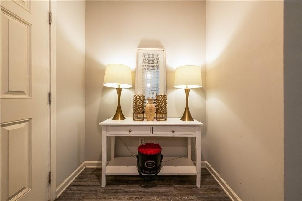 2514 Piering Dr - Photo 4 of 40