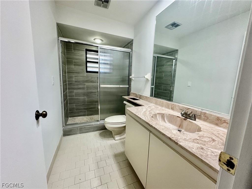 209 Pinebrook Dr - Photo 5 of 19