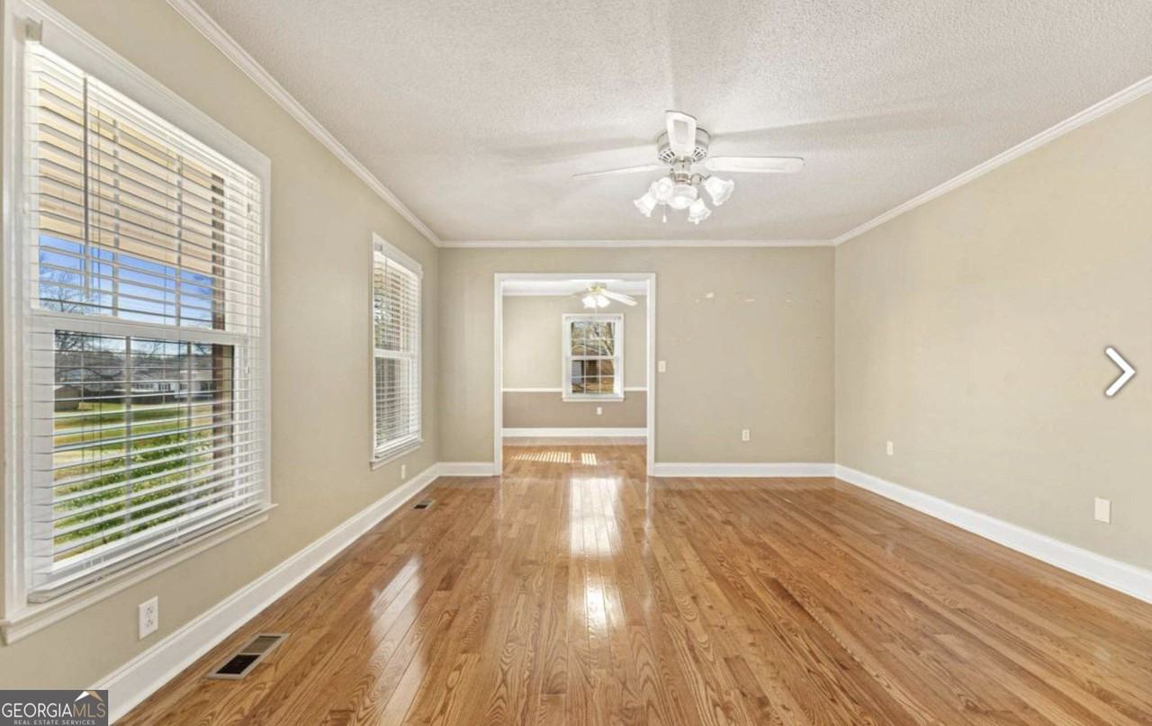 173 Madison St - Photo 3 of 16