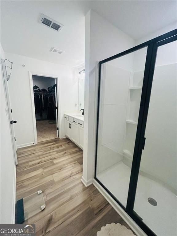 5520 Highland St - Photo 4 of 10