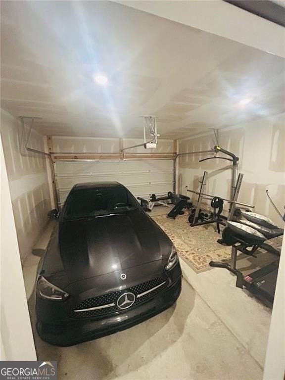 5520 Highland St - Photo 5 of 10