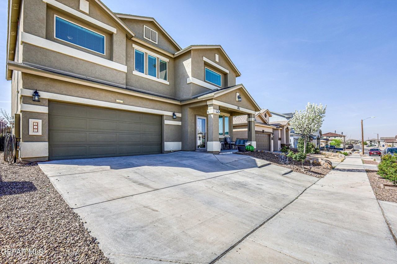 316 Malta St - Photo 2 of 50