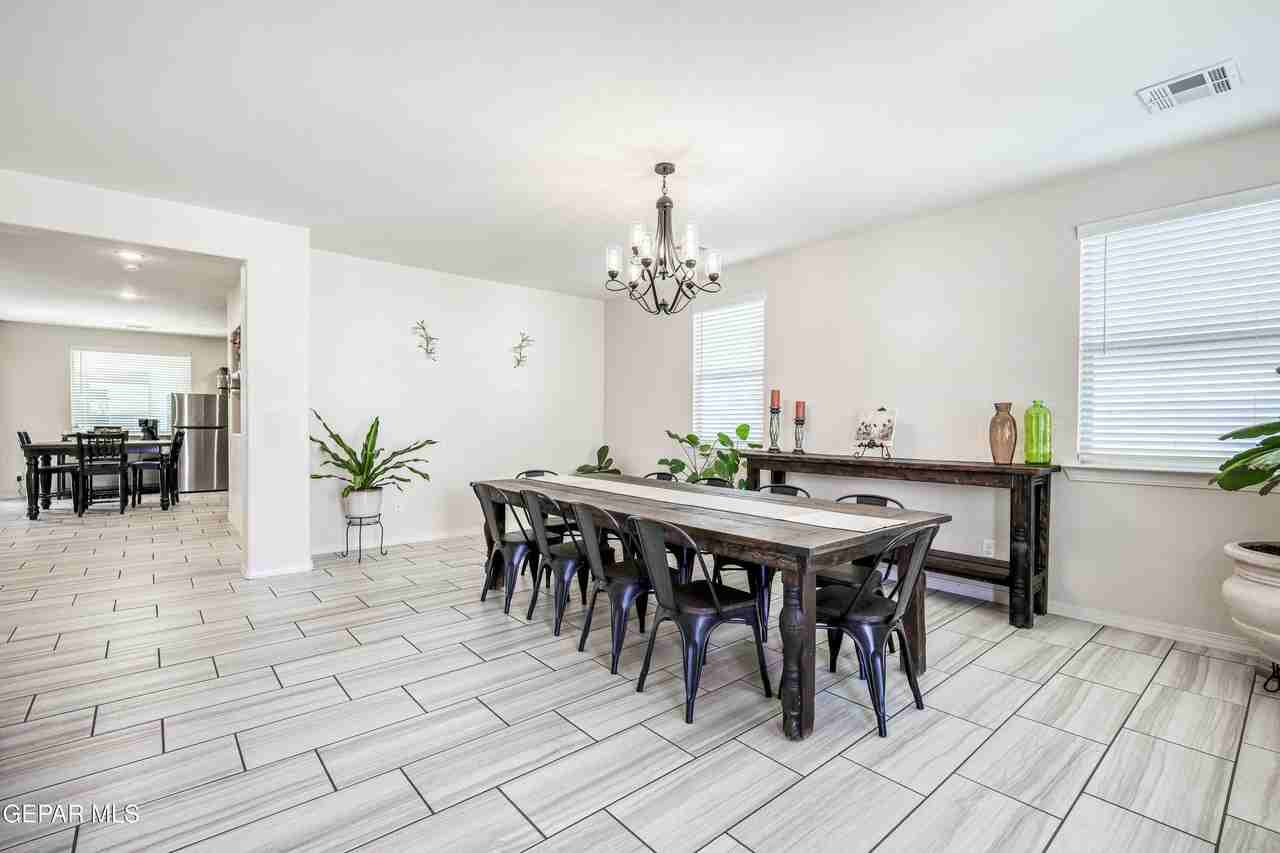 316 Malta St - Photo 4 of 50