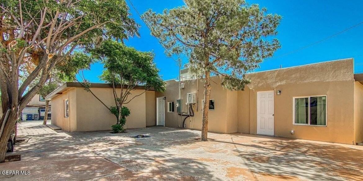 221 Hadlock St Unit B