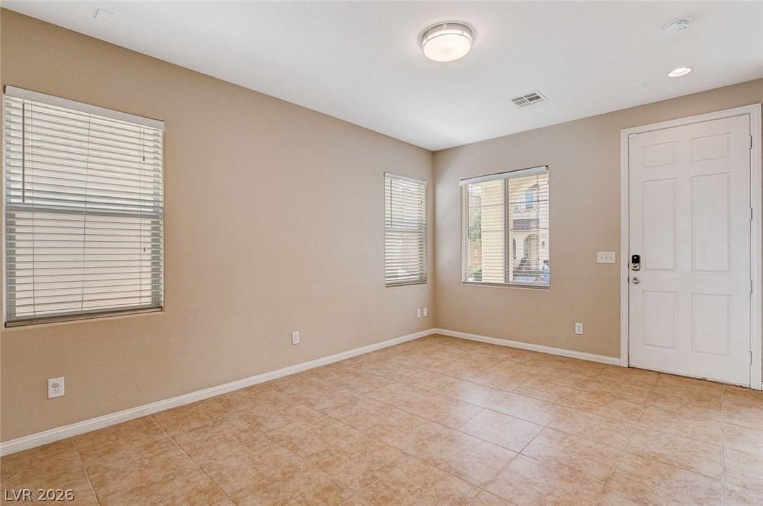 8444 Lucero Ave - Photo 6 of 44