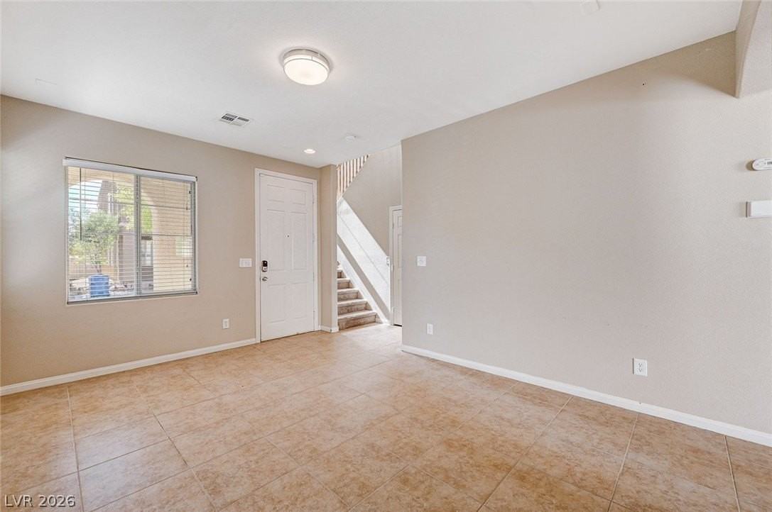 8444 Lucero Ave - Photo 7 of 44