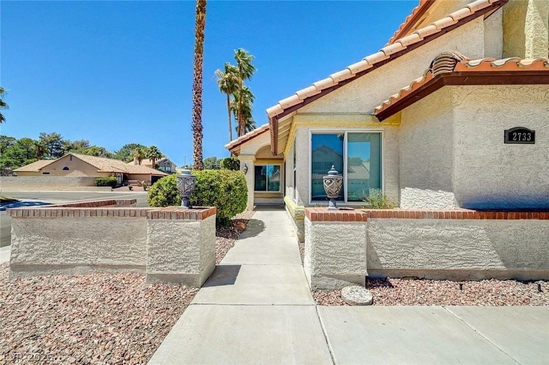 2733 Brookstone Ct - Photo 5 of 50