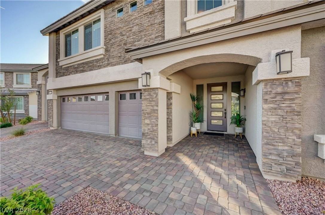 6780 Stella Rosa Ct - Photo 4 of 50