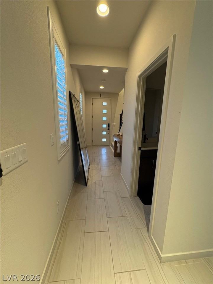 9702 Sapphire Rim Ave - Photo 7 of 38