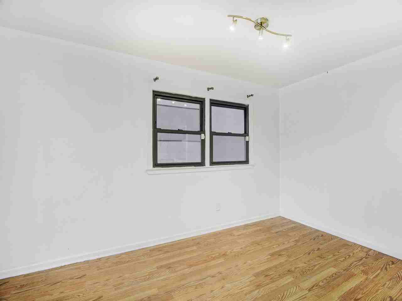 25 Skillman Ave #1 - Photo 5 of 17
