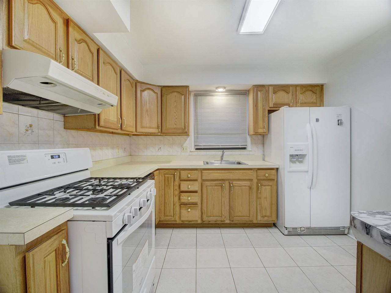25 Skillman Ave #1 - Photo 6 of 17