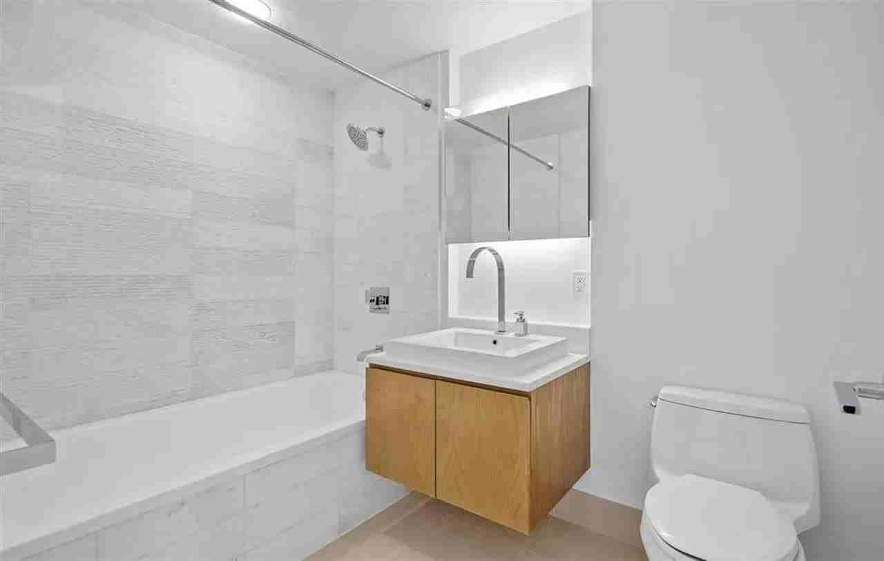 77 Hudson St #4307 - Photo 6 of 25