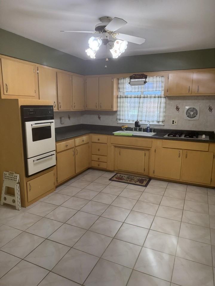 9118 Smith Ave #1 - Photo 2 of 10