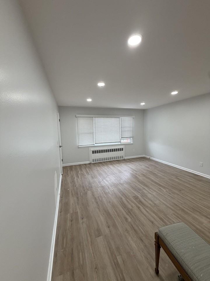 9118 Smith Ave #1 - Photo 4 of 10