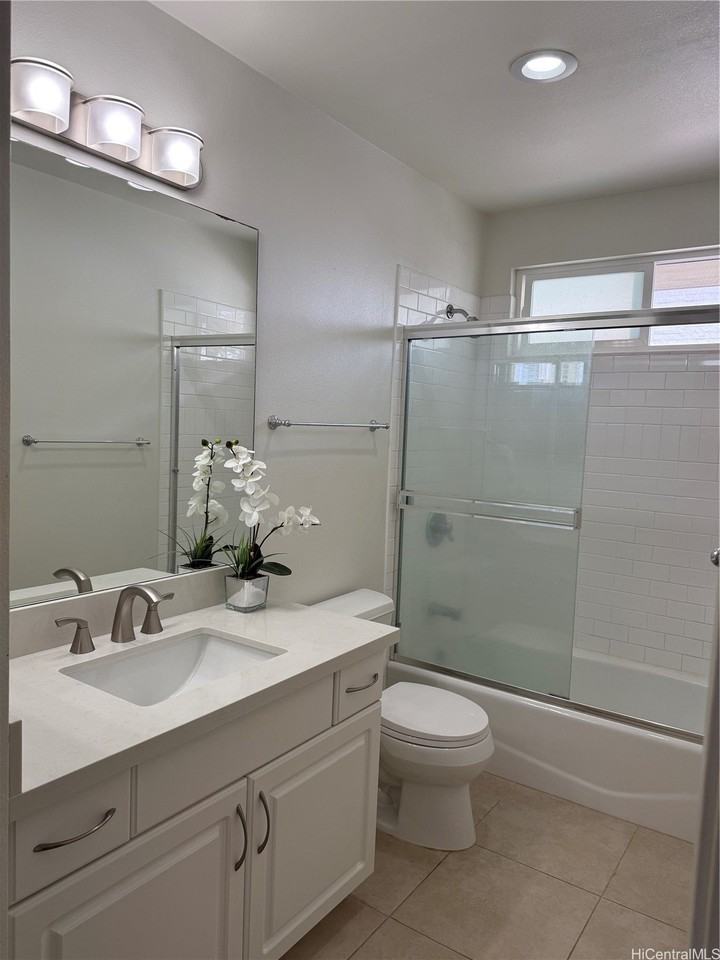 1518 Thurston Ave - Photo 5 of 10